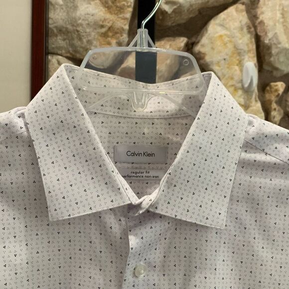 👔Calvin Klein long sleeve button down shirt - Picture 4 of 11